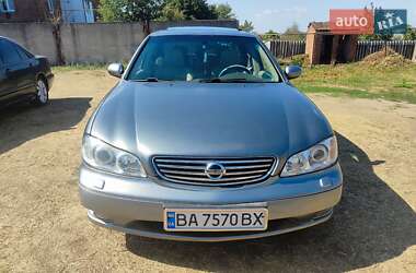 Седан Nissan Maxima 2002 в Первомайську