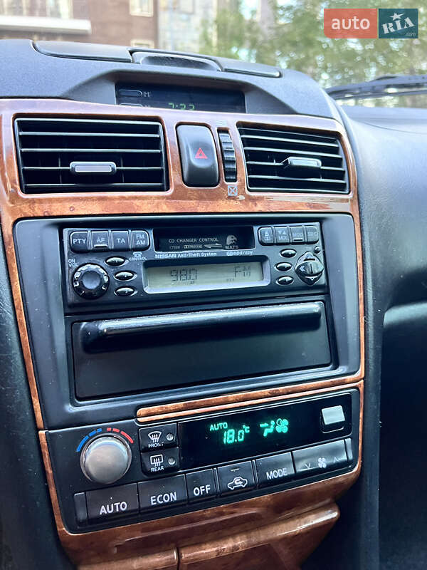 Седан Nissan Maxima 2003 в Умани