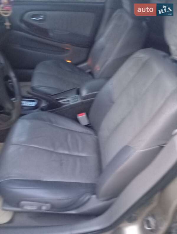 Седан Nissan Maxima 2002 в Одессе