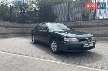 Седан Nissan Maxima 1998 в Одессе
