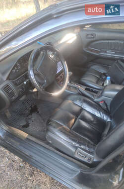 Седан Nissan Maxima 1995 в  фото 3 Седан Nissan Maxima 1995 в