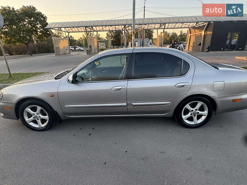 Седан Nissan Maxima 2002 в Днепре фото 4 Седан Nissan Maxima 2002 в Днепре