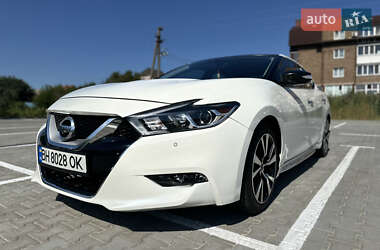 Седан Nissan Maxima 2017 в Киеве