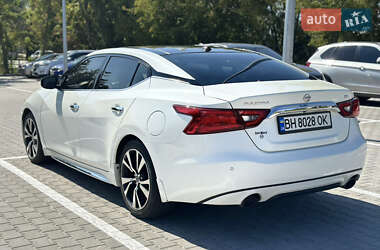 Седан Nissan Maxima 2017 в 