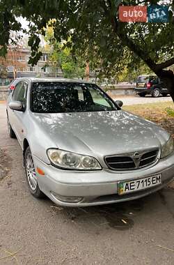 Седан Nissan Maxima 2002 в 