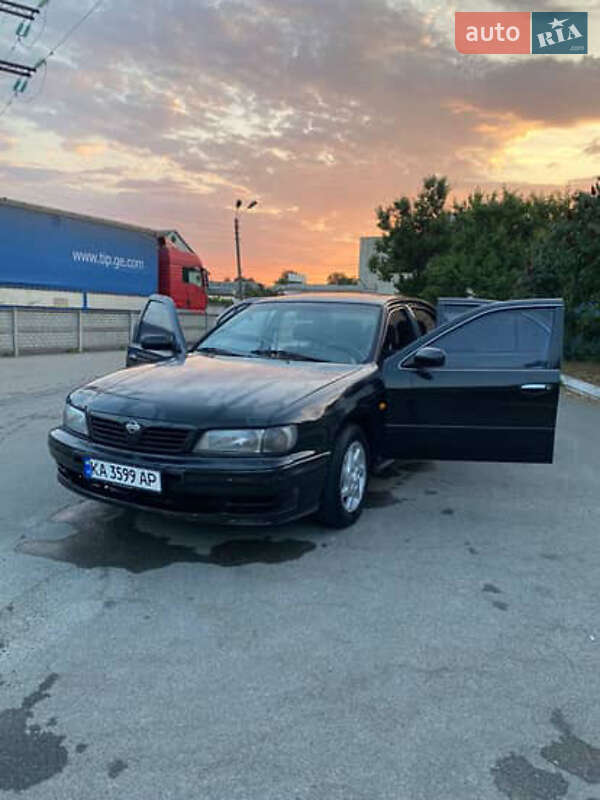 Nissan Maxima 1995