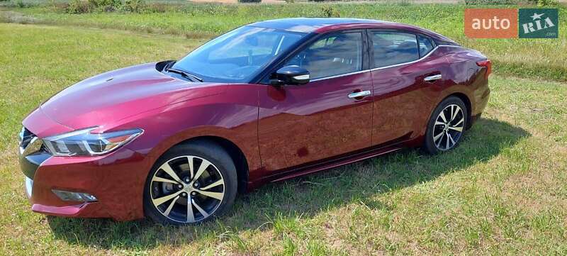 Седан Nissan Maxima 2017 в Киеве