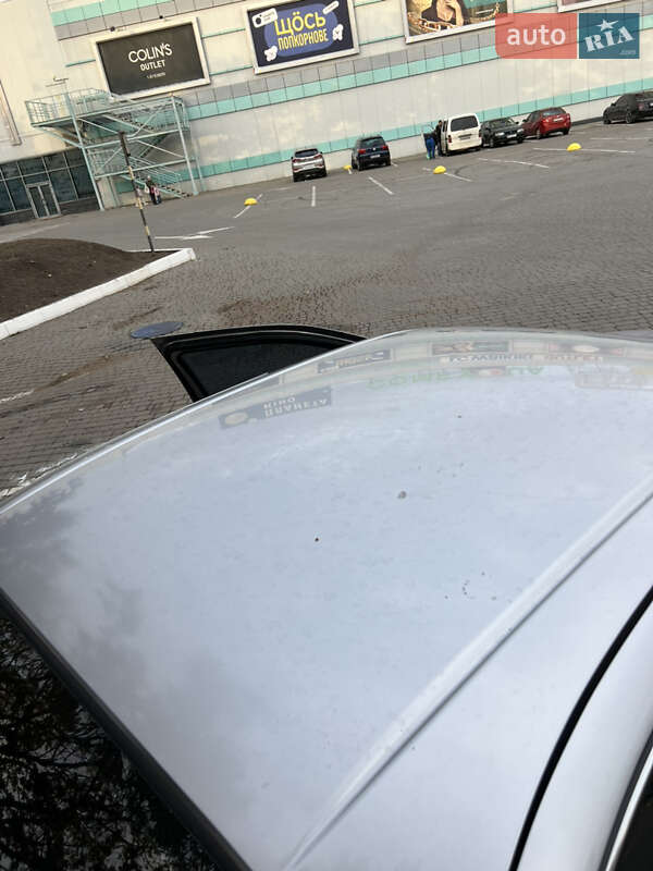 Седан Nissan Maxima 1995 в Одессе