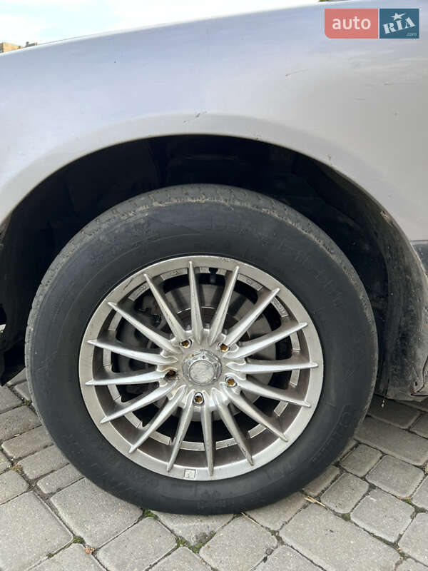 Седан Nissan Maxima 1995 в Одессе