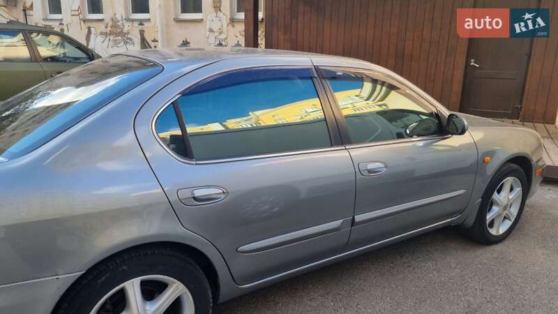 Седан Nissan Maxima 2005 в Харькове