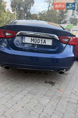 Седан Nissan Maxima 2015 в 