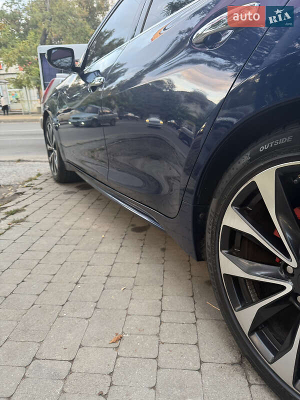 Седан Nissan Maxima 2015 в Одессе