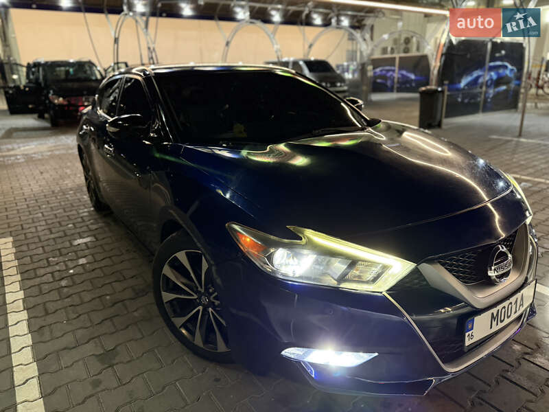 Седан Nissan Maxima 2015 в Одессе