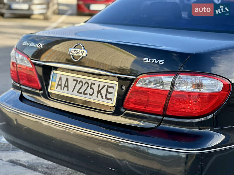 Седан Nissan Maxima 2000 в Одессе
