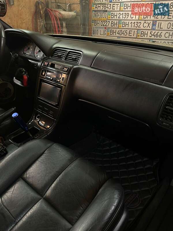 Седан Nissan Maxima 1997 в Одесі
