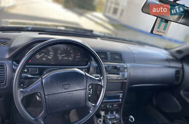 Седан Nissan Maxima 1997 в  фото 18 Седан Nissan Maxima 1997 в