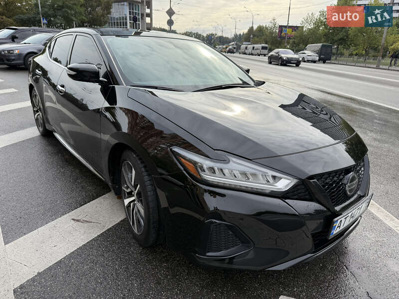 Седан Nissan Maxima 2019 в Києві
