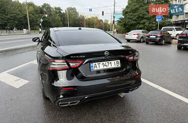 Седан Nissan Maxima 2019 в 