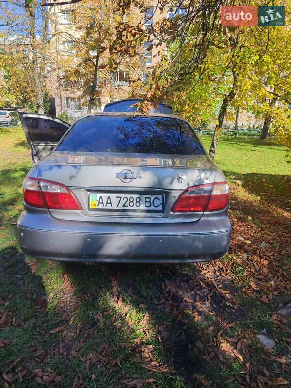 Седан Nissan Maxima 2005 в Києві