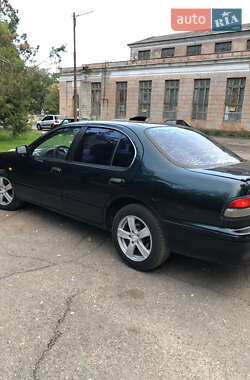 Седан Nissan Maxima 1995 в 