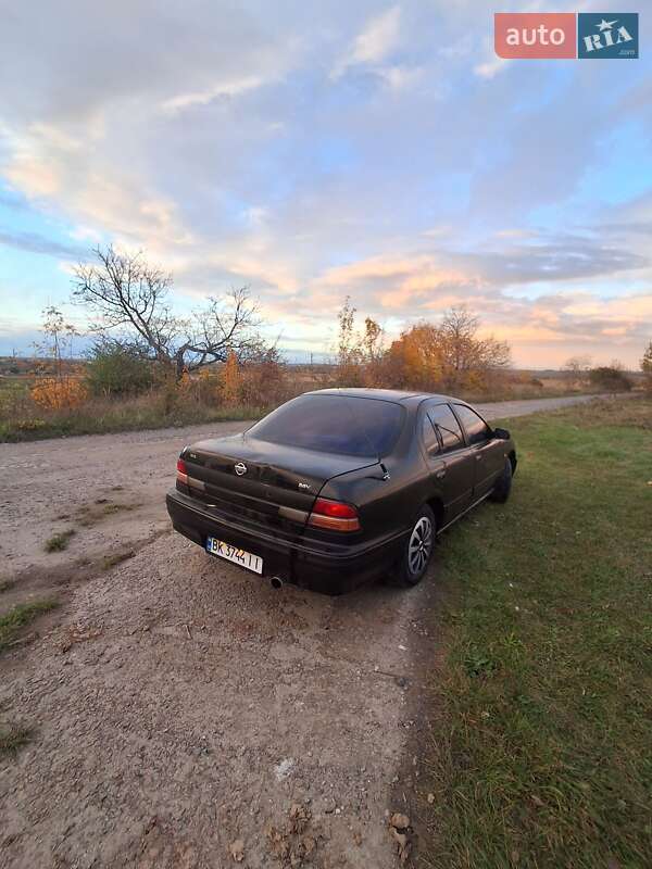 Седан Nissan Maxima 1996 в Здолбунове фото 6 Седан Nissan Maxima 1996 в Здолбунове
