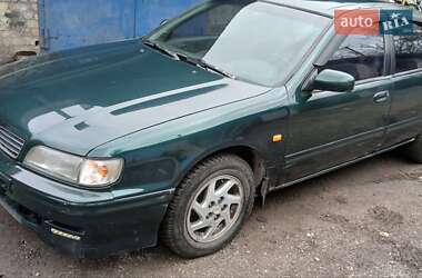 Седан Nissan Maxima 1995 в Кривом Роге