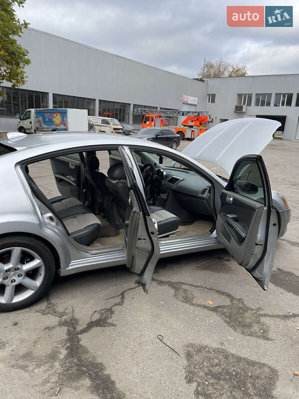 Седан Nissan Maxima 2004 в Николаеве фото 8 Седан Nissan Maxima 2004 в Николаеве