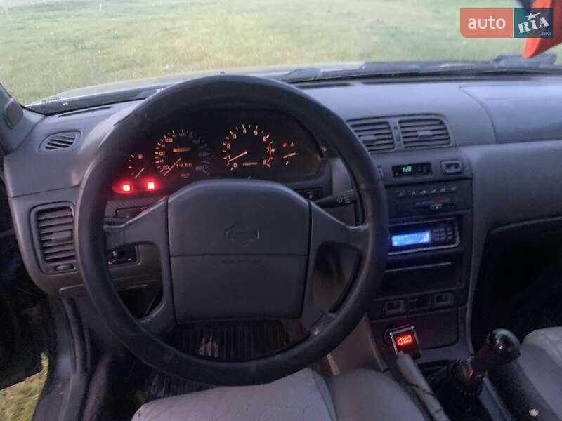 Седан Nissan Maxima 1995 в Дубровице фото 7 Седан Nissan Maxima 1995 в Дубровице