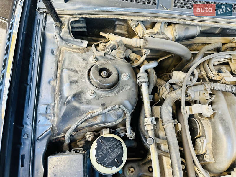 Седан Nissan Maxima 2003 в Одесі