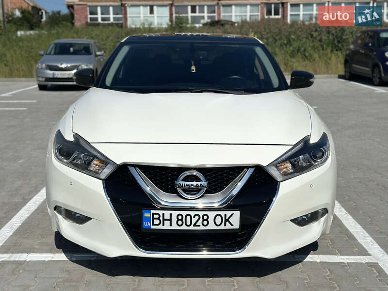 Седан Nissan Maxima 2017 в Киеве