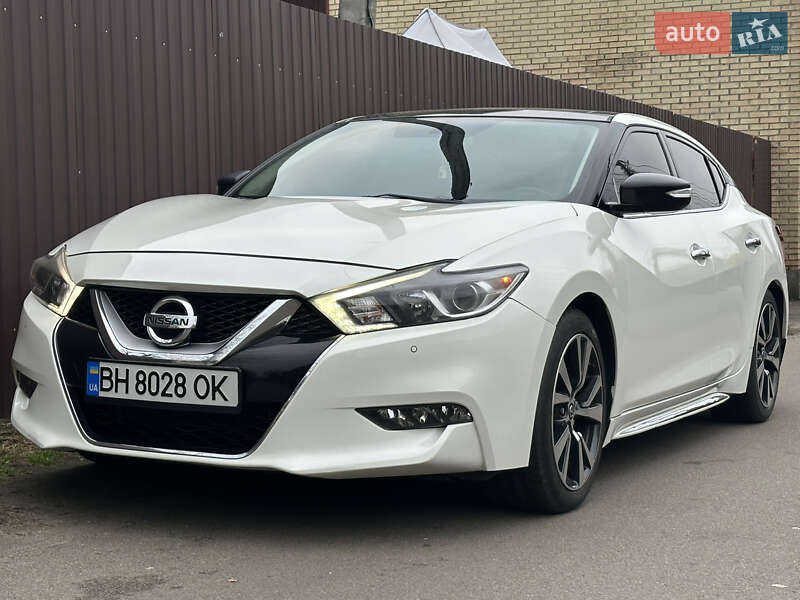 Седан Nissan Maxima 2017 в Киеве