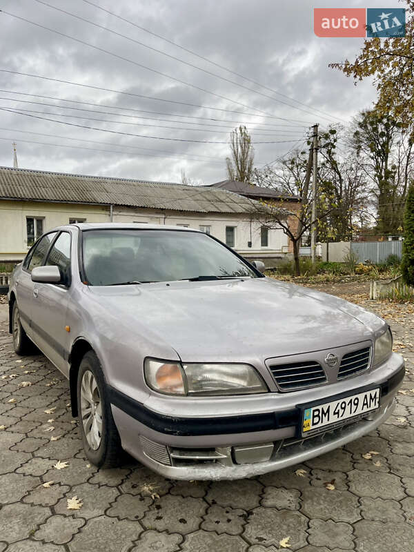 Nissan Maxima 1995