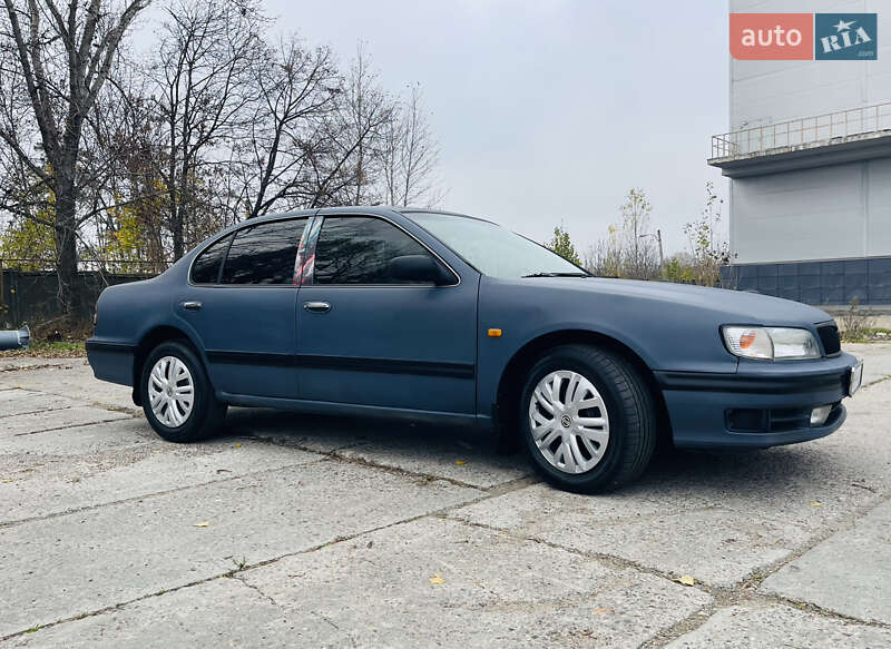 Седан Nissan Maxima 1997 в Одессе