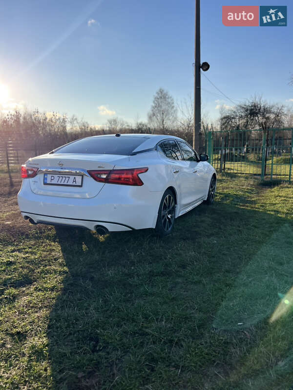Седан Nissan Maxima 2017 в Нежине