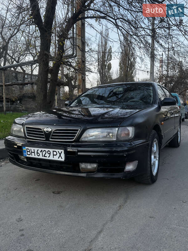 Nissan Maxima 1995