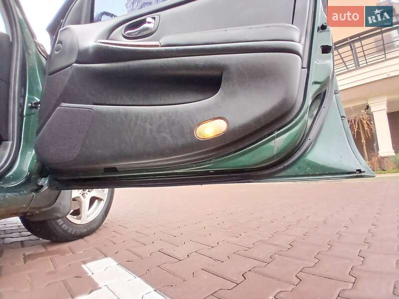 Седан Nissan Maxima 2001 в Киеве фото 16 Седан Nissan Maxima 2001 в Киеве