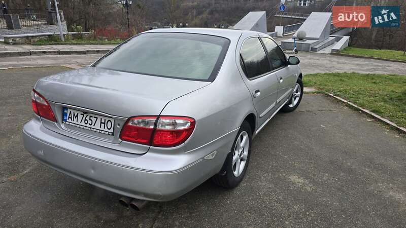 Седан Nissan Maxima 2002 в Житомире