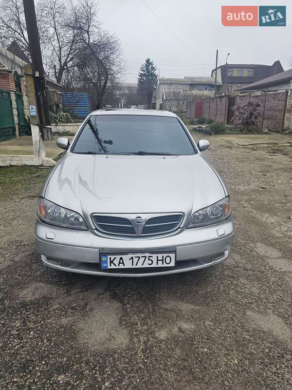 Седан Nissan Maxima 2003 в Запоріжжі
