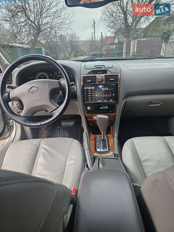 Седан Nissan Maxima 2003 в Запоріжжі