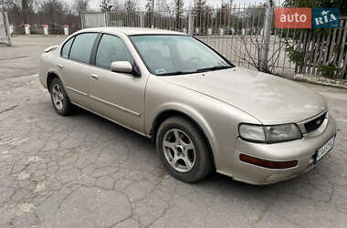 Седан Nissan Maxima 1995 в Звенигородці