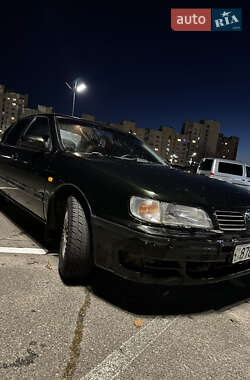 Седан Nissan Maxima 1996 в Киеве