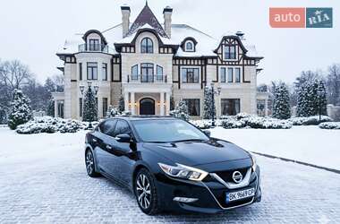 Седан Nissan Maxima 2017 в Білій Церкві