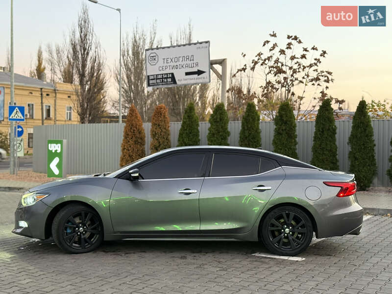 Седан Nissan Maxima 2017 в Одессе