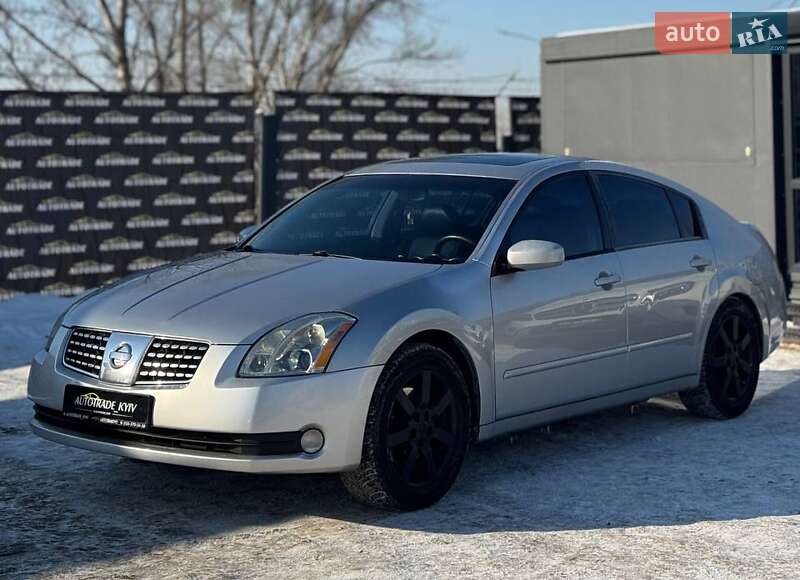 Nissan Maxima 2005