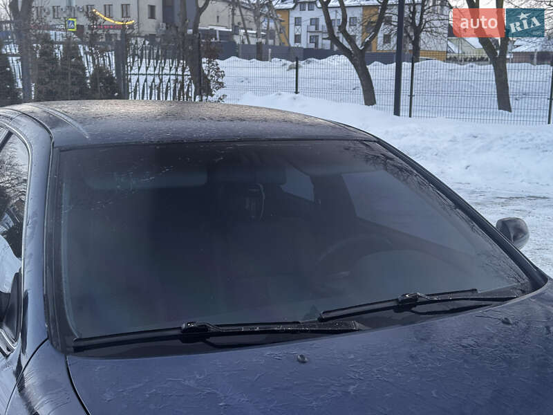 Седан Nissan Maxima 1999 в Луцьку