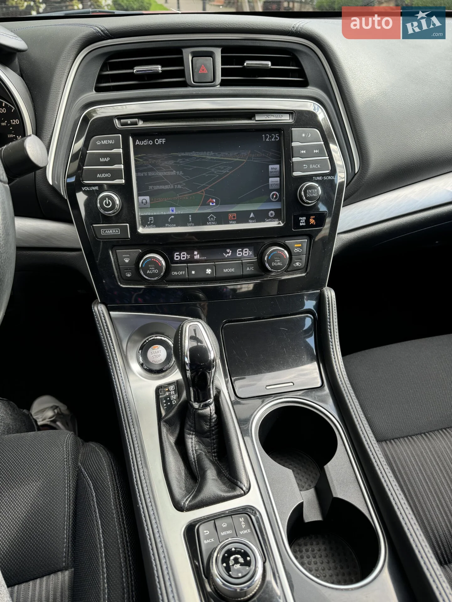 2016 Nissan Maxima - мініатюра 15