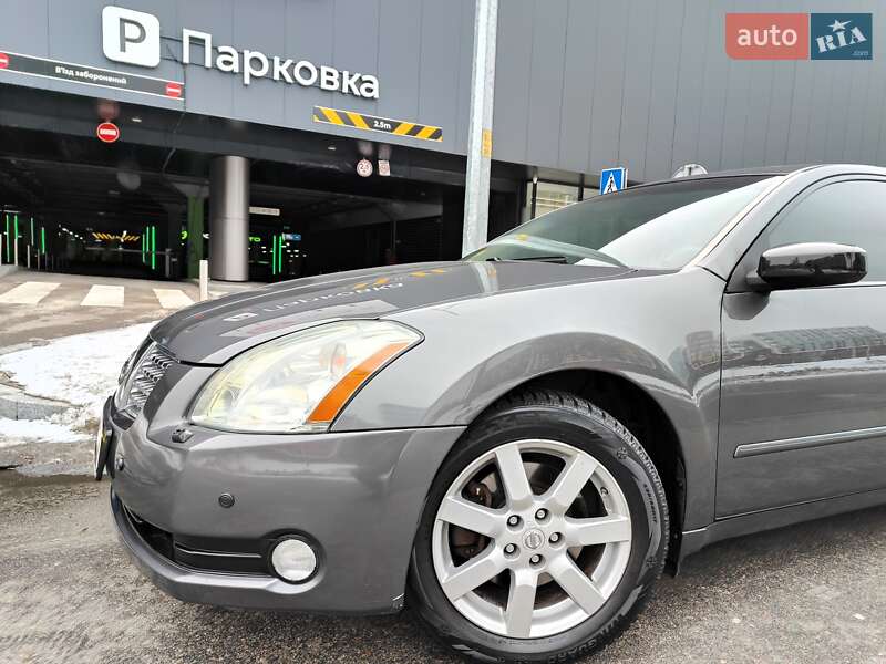 Седан Nissan Maxima 2005 в Киеве