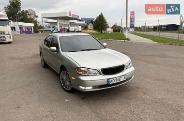 Седан Nissan Maxima 2003 в Виноградові