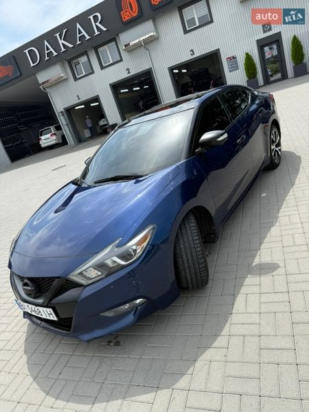 Седан Nissan Maxima 2016 в Каменец-Подольском
