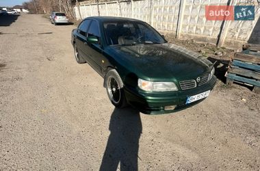 Седан Nissan Maxima 1998 в Одесі